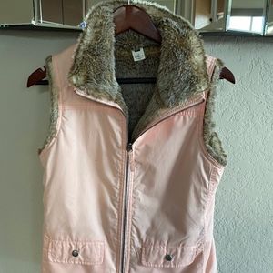 Gap reversible fur vest Size XSmall